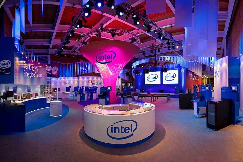 Inside the Intel Pavillion at Cebit 2008