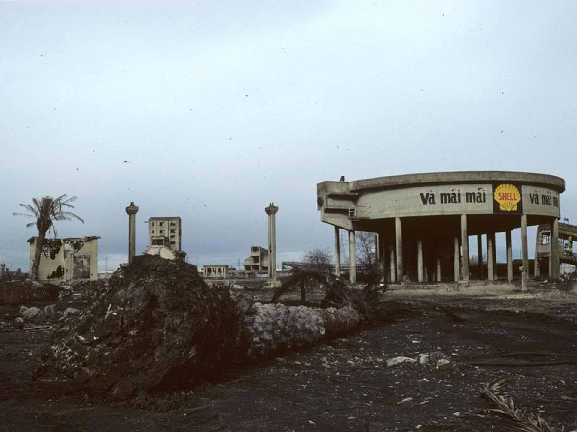 full-metal-jacket-disused-set-beckton-gasworks-london-nick-barnicoat-copyright