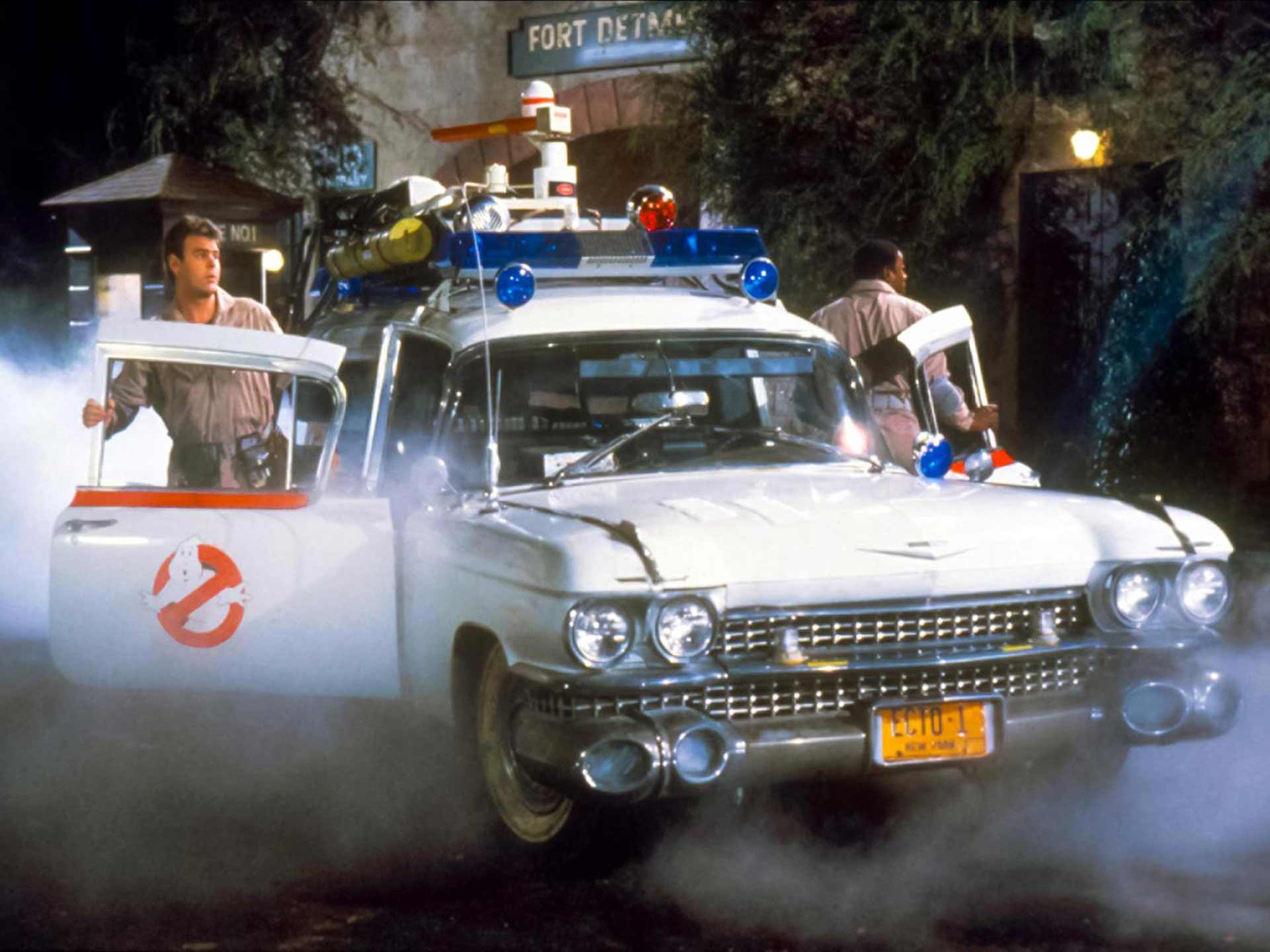 ghostbusters-1984-ectomobile